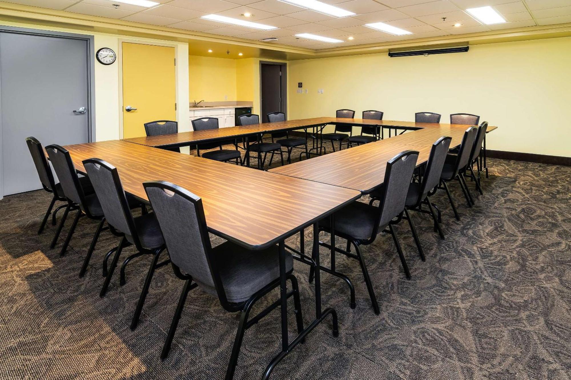 מוס ג'או Comfort Inn & Suites מראה חיצוני תמונה