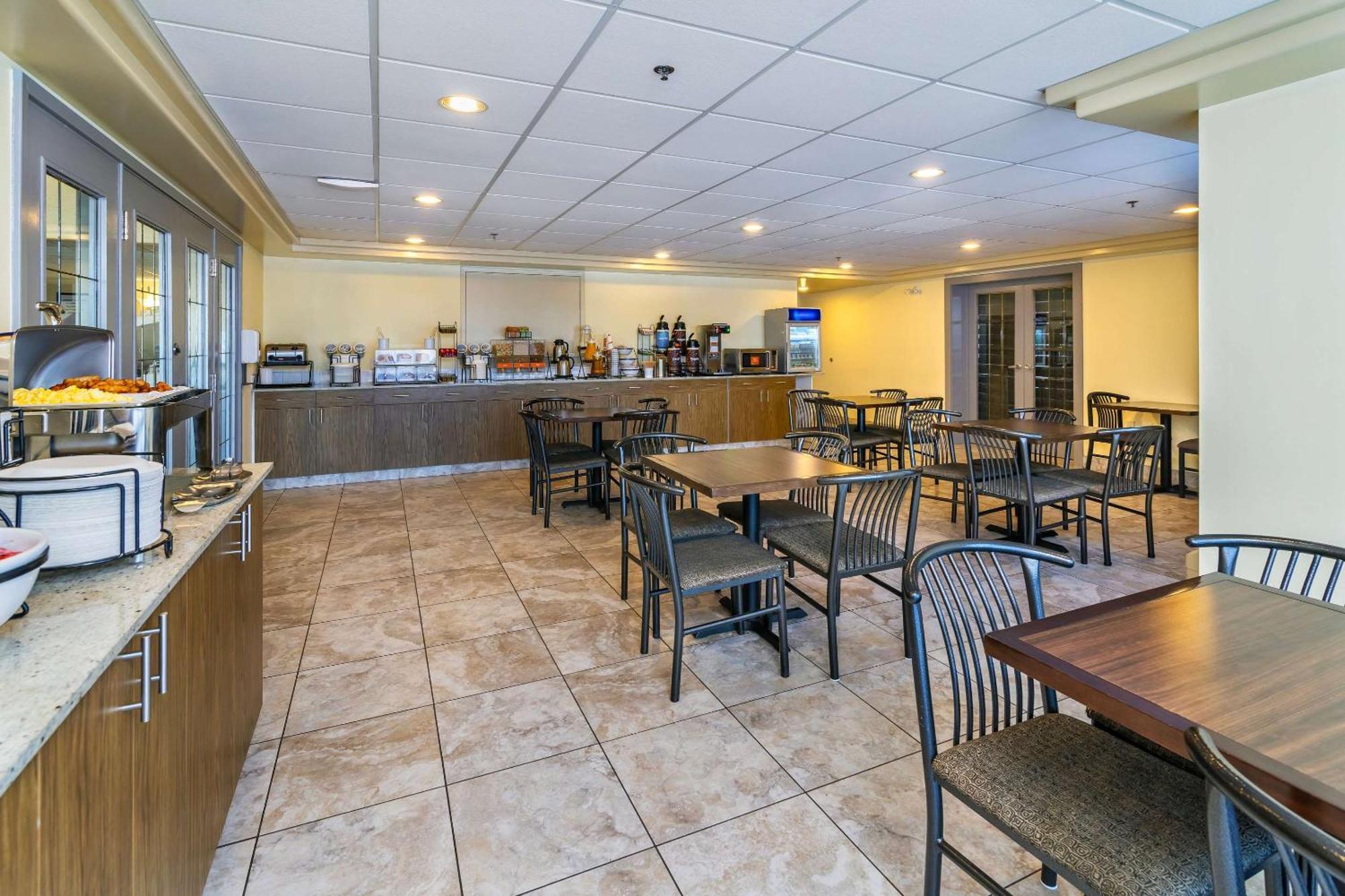 מוס ג'או Comfort Inn & Suites מראה חיצוני תמונה