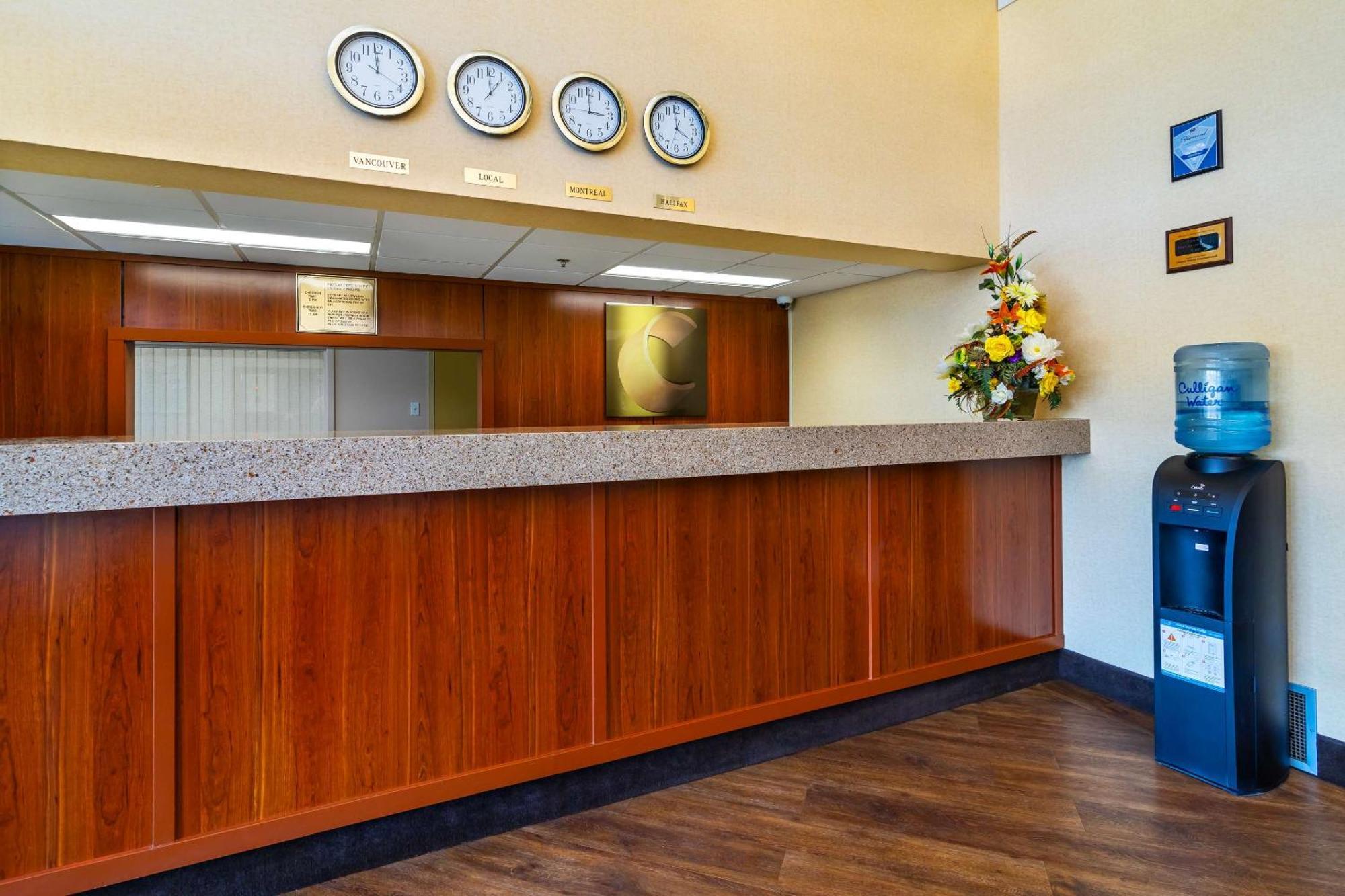 מוס ג'או Comfort Inn & Suites מראה חיצוני תמונה